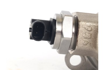 133070 HITACHI HIGH PRESSURE PUMP VW PASSAT 2 0TSI 10 Product weight with unit packaging 4 kg