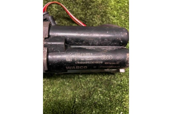 Suspension compressor AUDI Q7 4M 4M0616005H diesel 200kW 2022 Catalog number of the original 4M0616005H