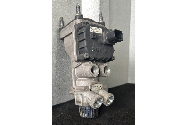 BRAKE VALVE MERCEDES ACTROS MP4 A0044313306 WABCO 4800030500 Catalog number of the part A0044313306 MP4