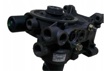 BASE OF DEHUMIDIFIER IVECO STRALIS LA8608 K040606