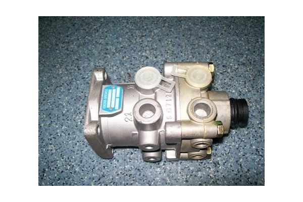 BRAKE MAIN VALVE DAF 95 MB4643 4613150270 Part manufacturer Tender
