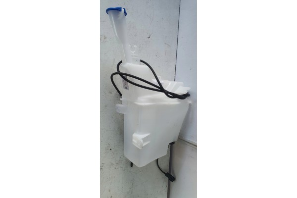 HYUNDAI TUCSON III 15 WASHER TANK COMPLETE PUMP 98610D7300 Version European
