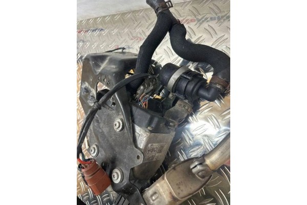 Webasto AUDI A4 Avant 8K5 B8 8K0265081AD 2 0L diesel 110kW 2013 Car type passenger cars