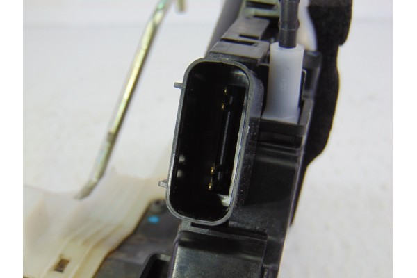 81320-C8040  CERRADURA PUERTA DELANTERA DERECHA HYUNDAI I20 (GB) Classic 2015 81320-C8040 199219 HYUNDAI - 2