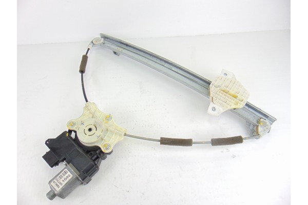 6 PIN ELEVALUNAS DELANTERO IZQUIERDO HYUNDAI I20 (GB) Classic 2015 6 PIN 194225 HYUNDAI - 1