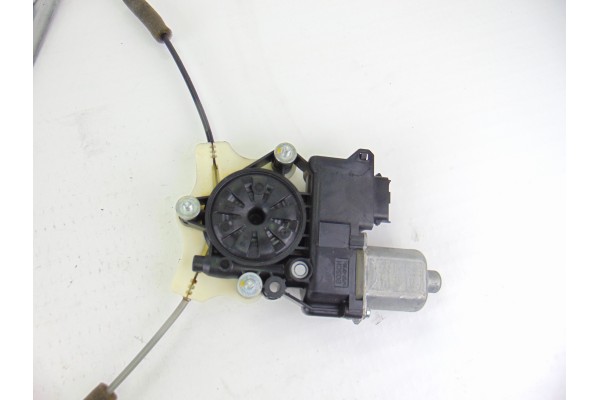 6 PIN ELEVALUNAS DELANTERO IZQUIERDO HYUNDAI I20 (GB) Classic 2015 6 PIN 194225 HYUNDAI - 2