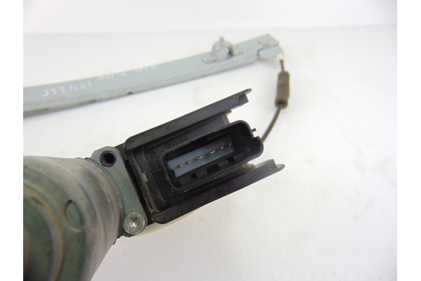 6 PIN ELEVALUNAS DELANTERO IZQUIERDO HYUNDAI I20 (GB) Classic 2015 6 PIN 194225 HYUNDAI - 4