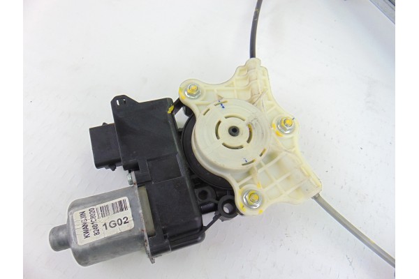 6 PIN ELEVALUNAS DELANTERO IZQUIERDO HYUNDAI I20 (GB) Classic 2015 6 PIN 194225 HYUNDAI - 5