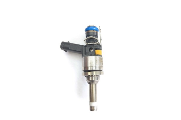 MERCEDES BENZ C W204 Fuel injector valve A2710781123 NEW MERCEDES Car type undefined
