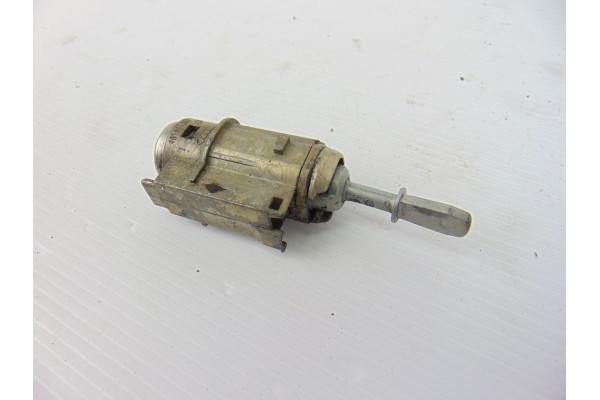 4B0905851B  ANTIRROBO / LLAVE CONTACTO AUDI A6 BERLINA (4B2) 2.8 Quattro 2000 4B0905851B 189686 AUDI - 6