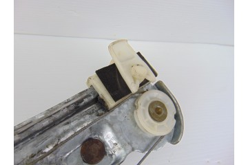 2 PIN ELEVALUNAS DELANTERO DERECHO NISSAN CABSTAR Cabina simple Cabina individual 2006 2 PIN 190525 NISSAN - 3