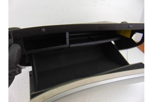 66208AG070 GUANTERA SUBARU LEGACY BERLINA (B13/BL) 2.0 D Classic 2008 66208AG070 200002 SUBARU - 4