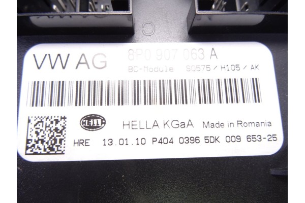 8P0907063A CAJA RELES / FUSIBLES AUDI A3 SPORTBACK (8PA)