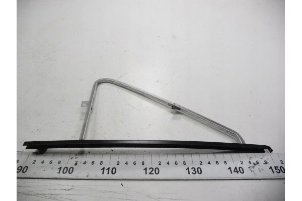 DOOR GLASS FRAME VW T25 ORIGINAL OE 251837405 Part manufacturer Volkswagen OE