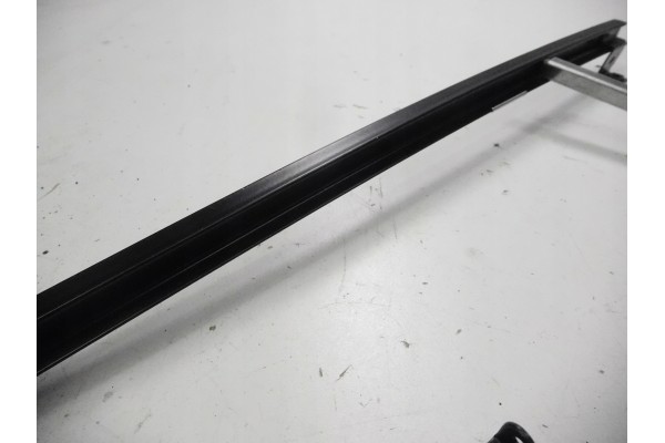Marco de Cristal de Puerta VW T25 Original OE 251837405