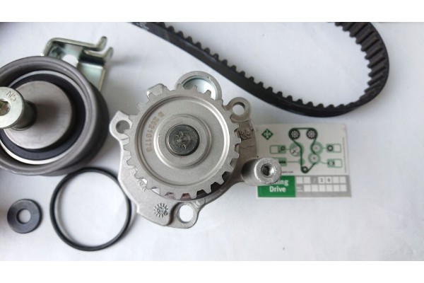 Kit de bomba de agua y correa de distribución Schaeffler INA 530 0067
