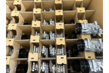 Compresor de aire acondicionado Peugeot Citroën 9829934580 447250-565