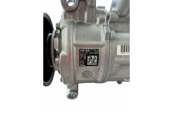 Compresor de Aire Acondicionado Golf Octavia 5Q0820803K