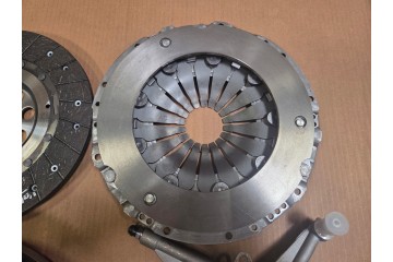 OUTLET Clutch sets VALEO 837499 Car type buses cargo vans