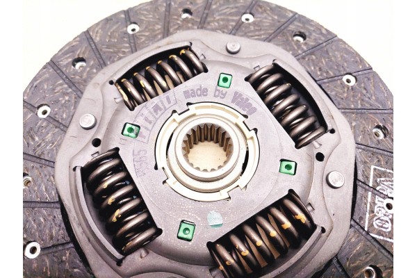 FIAT OE VALEO CLUTCH SET 826253 73501784 FIAT STILO Part manufacturer Valeo