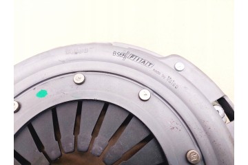 FIAT OE VALEO CLUTCH SET 826253 73501784 FIAT STILO Quality of parts according to GVO Q original with factory logo OEM OES