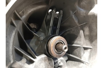 GEARBOX FORD FIESTA MK6 1 4B 59KW 2N1R 7002 CA Part manufacturer Ford OE