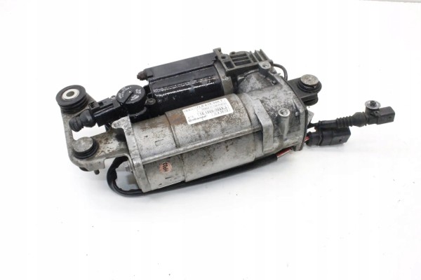 SUSPENSION COMPRESSOR AUDI Q7 4L 7L8616006F 26959133 3 0L 180kw 2012