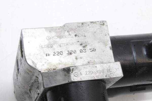 AIR DISTRIBUTOR VALVE BLOCK PNEUMATIC CHASSIS MERCEDES BENZ Catalog number of substitutes A2203270115