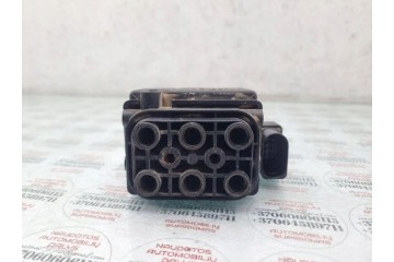 Air distributor valve block pneumatic chassis AUDI Q7 4L