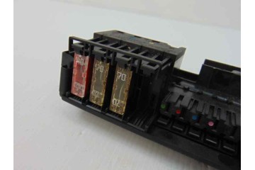 2115452601 CAJA RELES / FUSIBLES MERCEDES-BENZ CLASE ML (BM 164)