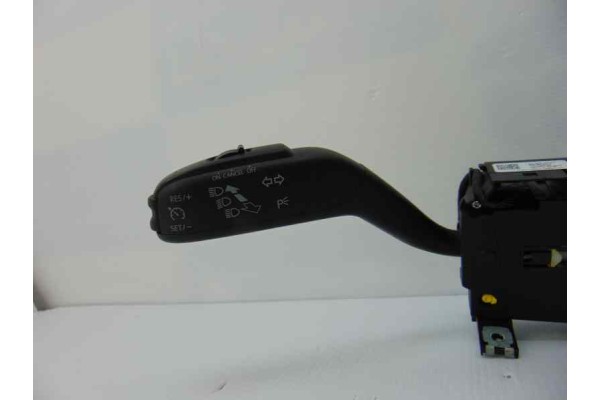 6R0953521F MANDO LUCES SEAT IBIZA ST (6J8) Reference 2014 6R0953521F 187354 SEAT - 2
