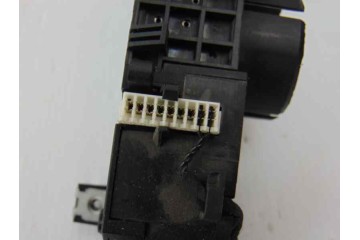 6R0953521F MANDO LUCES SEAT IBIZA ST (6J8) Reference 2014 6R0953521F 187354 SEAT - 3