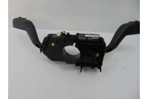 6R0953521F MANDO LUCES SEAT IBIZA ST (6J8) Reference 2014 6R0953521F 187354 SEAT - 6