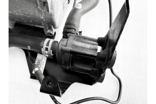 Webasto PARKING HEATER 4M0265105D AUDI VW ORIGINAL Part manufacturer Audi OE