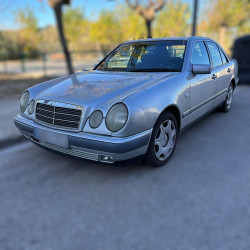 MERCEDES-BENZ CLASE E (BM 210) BERLINA 300 Turbodiesel (210.025)
