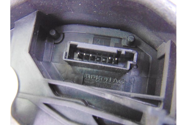 7202149  CERRADURA PUERTA DELANTERA IZQUIERDA BMW SERIE 1 BERLINA (E81/E87) 118d 2007 7202149 188681 BMW - 1