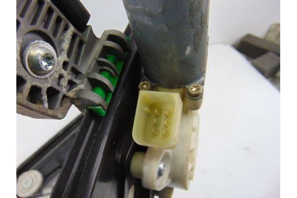 A2117200246 ELEVALUNAS DELANTERO DERECHO MERCEDES-BENZ CLASE E (BM 211) BERLINA