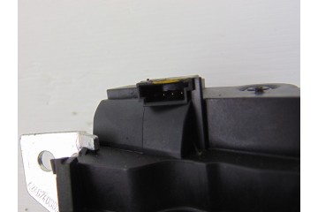 4 PIN CERRADURA MALETERO / PORTON MERCEDES-BENZ CLASE A (BM 176)