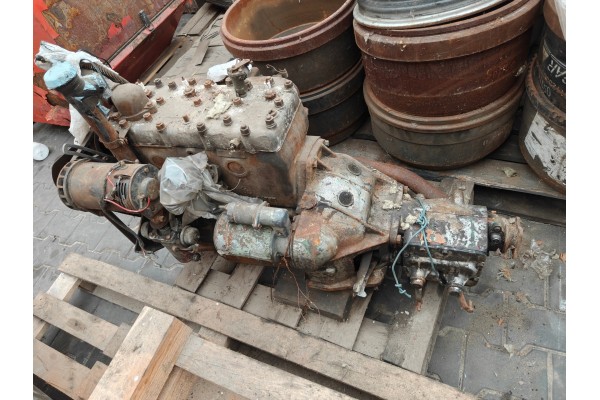 Warsaw complete engine with M20 LOW VALVE gearbox