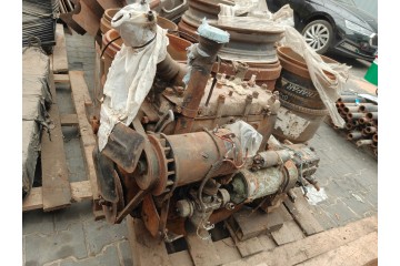 Warsaw complete engine with M20 LOW VALVE gearbox Part manufacturer Warsztat