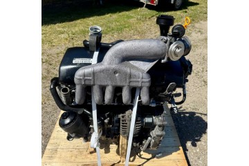 COMPLETE ENGINE VW TRANSPORTER MULTIVAN T5 2 5 TDI AXE Catalog number of the part AXE