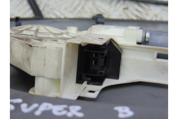 8K0959802A  ELEVALUNAS DELANTERO DERECHO SKODA SUPERB COMBI (3T5) Elegance 2011 8K0959802A 194401 SKODA - 1