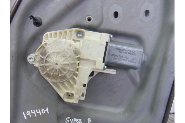 8K0959802A  ELEVALUNAS DELANTERO DERECHO SKODA SUPERB COMBI (3T5) Elegance 2011 8K0959802A 194401 SKODA - 6