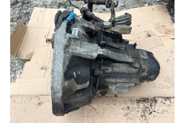 GEARBOX RENAULT LAGOON II 2 0 JR5 014 JR5014 2001 2007 Engine type gasoline