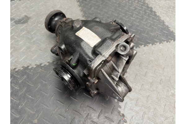 BMW 330i e46 Manual 2 93 Rear Differential Dyfer Bridge 7959380 Car type passenger cars