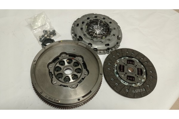 LUK NEW 600 0024 00 Clutch kit Sale