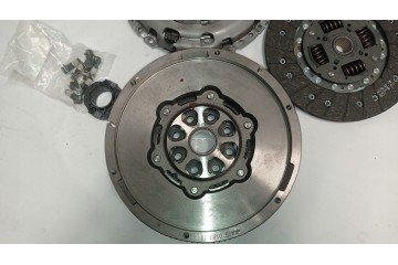 LUK NEW 600 0024 00 Clutch kit Sale EAN GTIN 4005108567888