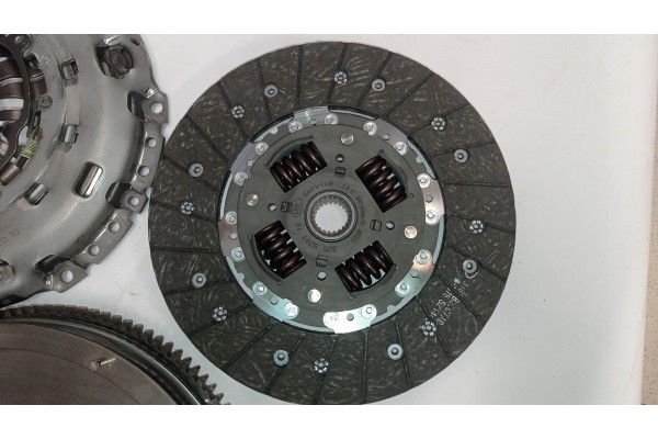 LUK NEW 600 0024 00 Clutch kit Sale Catalog number of the part 600 0024 00