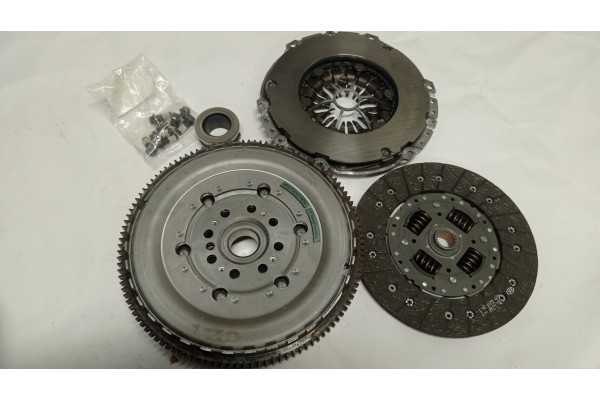 LUK NEW 600 0024 00 Clutch kit Sale Catalog number of substitutes A Z Meisterteile AZMT 47 020 1834 AISIN SWFO 001 BSG BSG 30 40