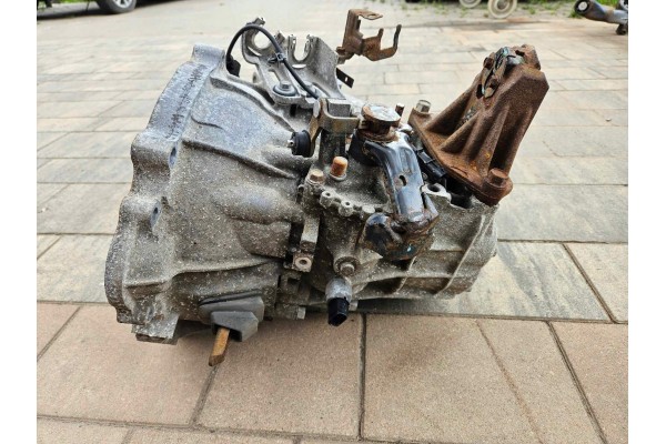 GEARBOX KIA HYUNDAI 1 4 CRD W6WGH Transmission type manual